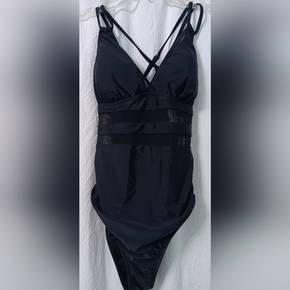 NWT CUPSHE Black Strappy One-Piece Swimsuit Size L